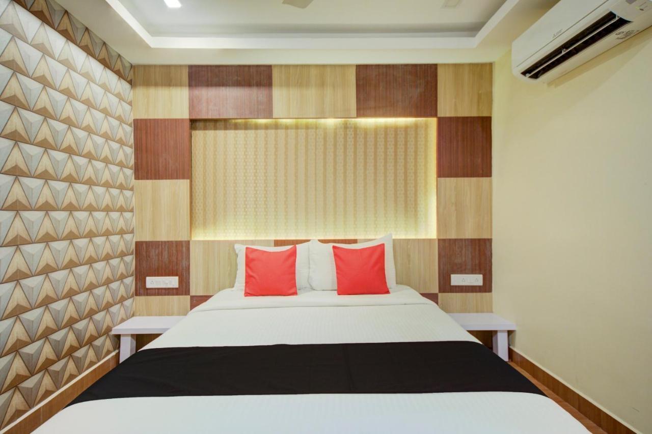 Collection O 75820 Madras Metro Club, T Nagar Csennai Kültér fotó